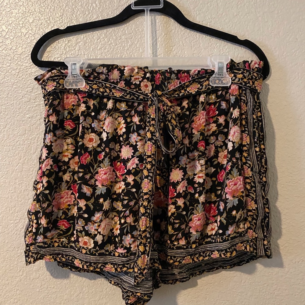 Tie Shorts